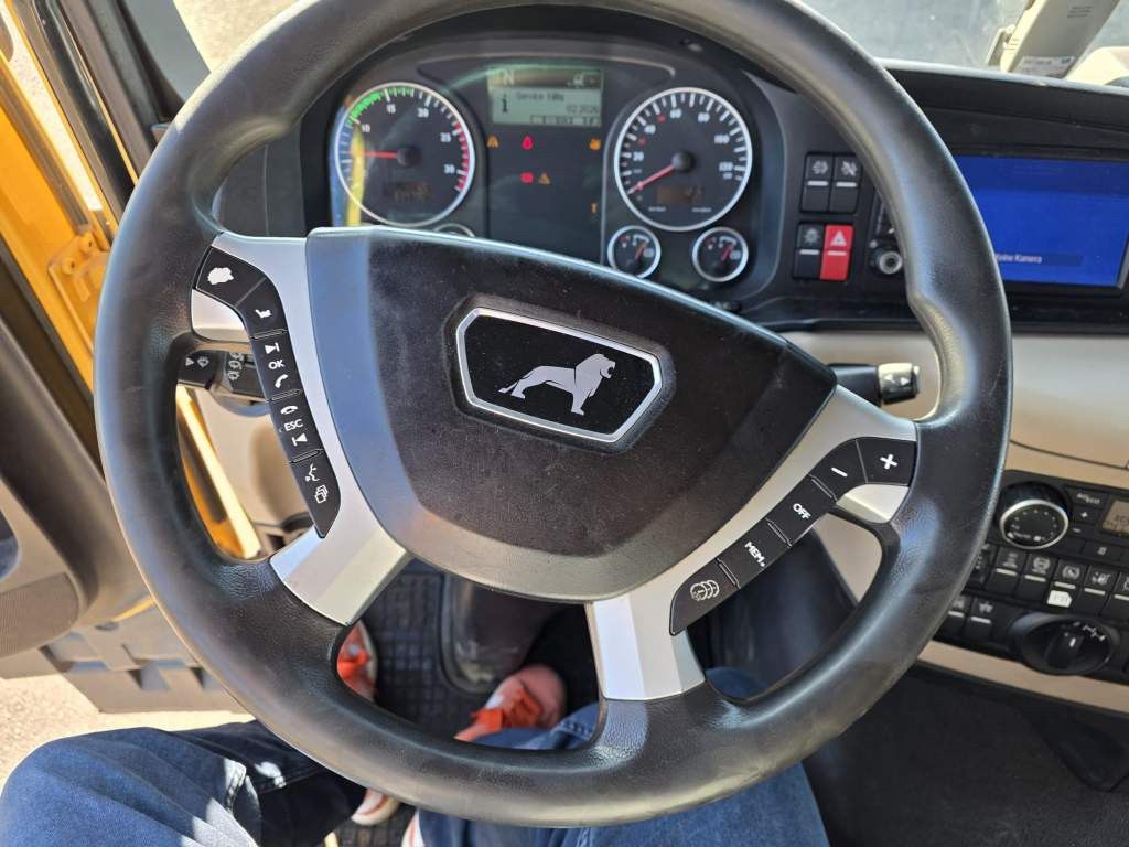 Fahrzeugabbildung MAN 18.460 TGS 4x4 Hydrodrive, Klima Automat