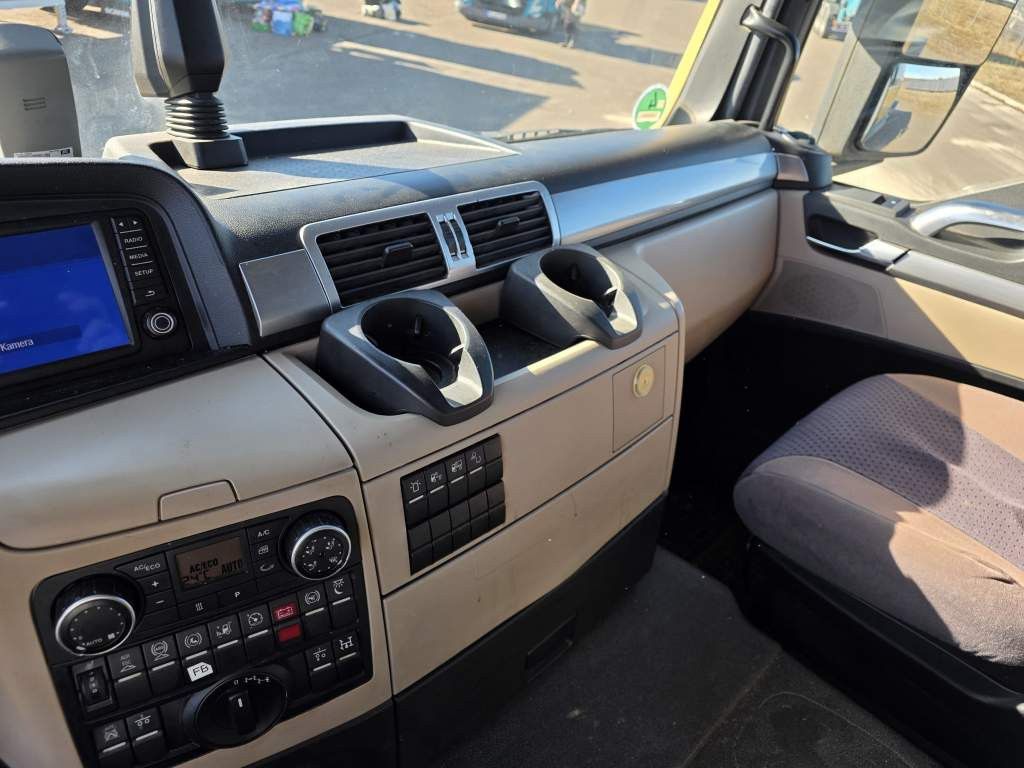 Fahrzeugabbildung MAN 18.460 TGS 4x4 Hydrodrive, Klima Automat