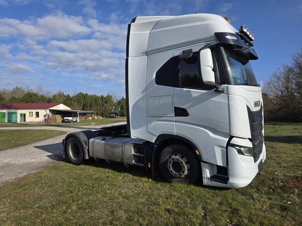 Fahrzeugabbildung Iveco 480 S-Way, Retarder, Klima Automat, 2 Kreis-Hydr