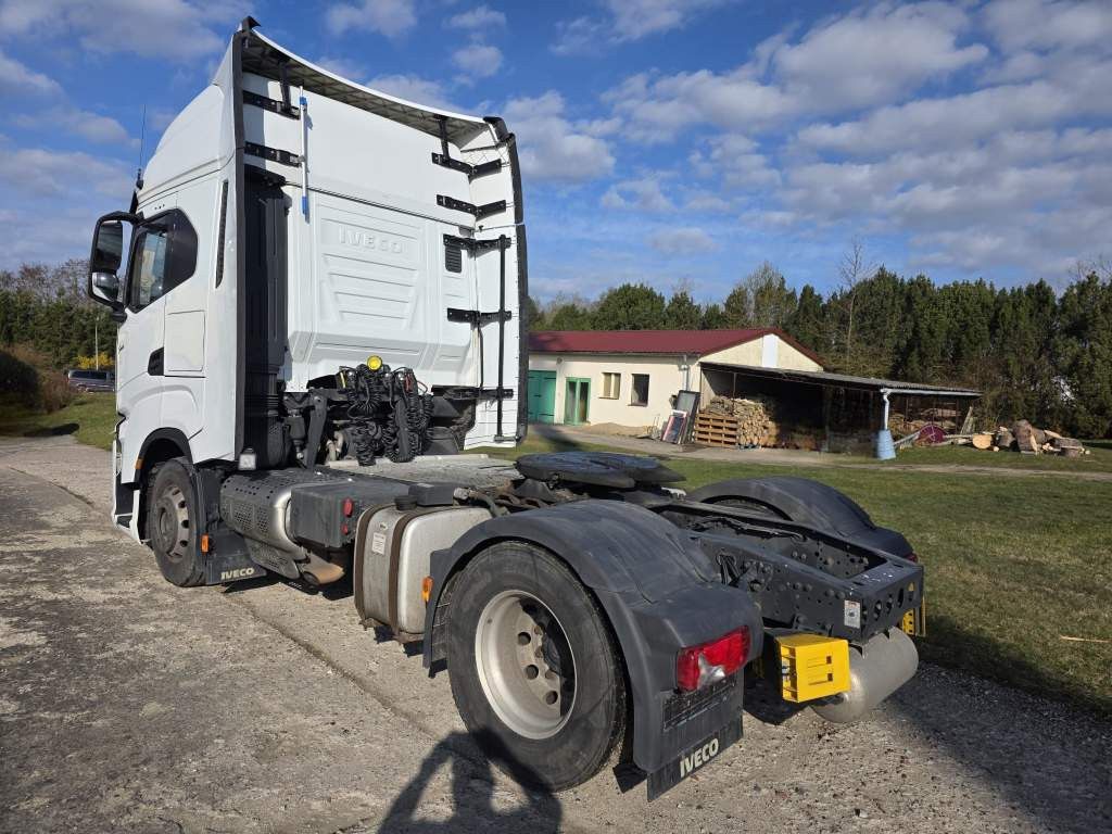 Fahrzeugabbildung Iveco 480 S-Way, Retarder, Klima Automat, 2 Kreis-Hydr