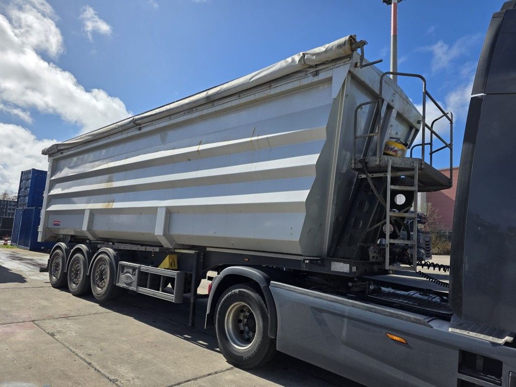 Langendorf 53,5 cbm Stahl-/Stahlkipper, Lift, Kornschieber