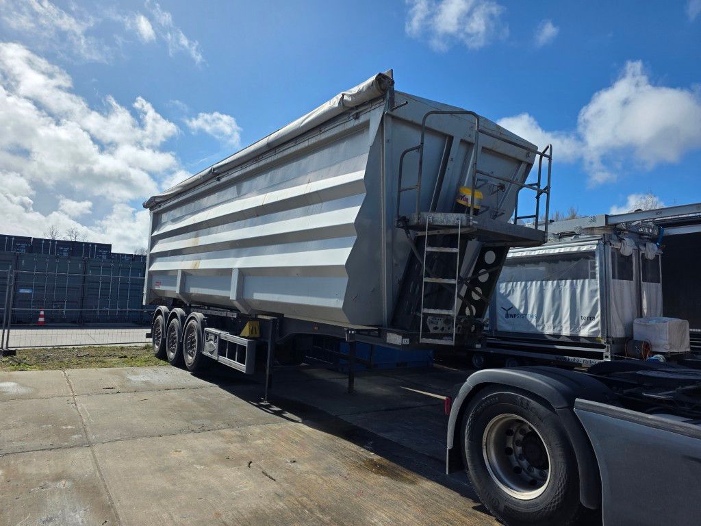 Fahrzeugabbildung Langendorf 53,5 cbm Stahl-/Stahlkipper, Lift, Kornschieber