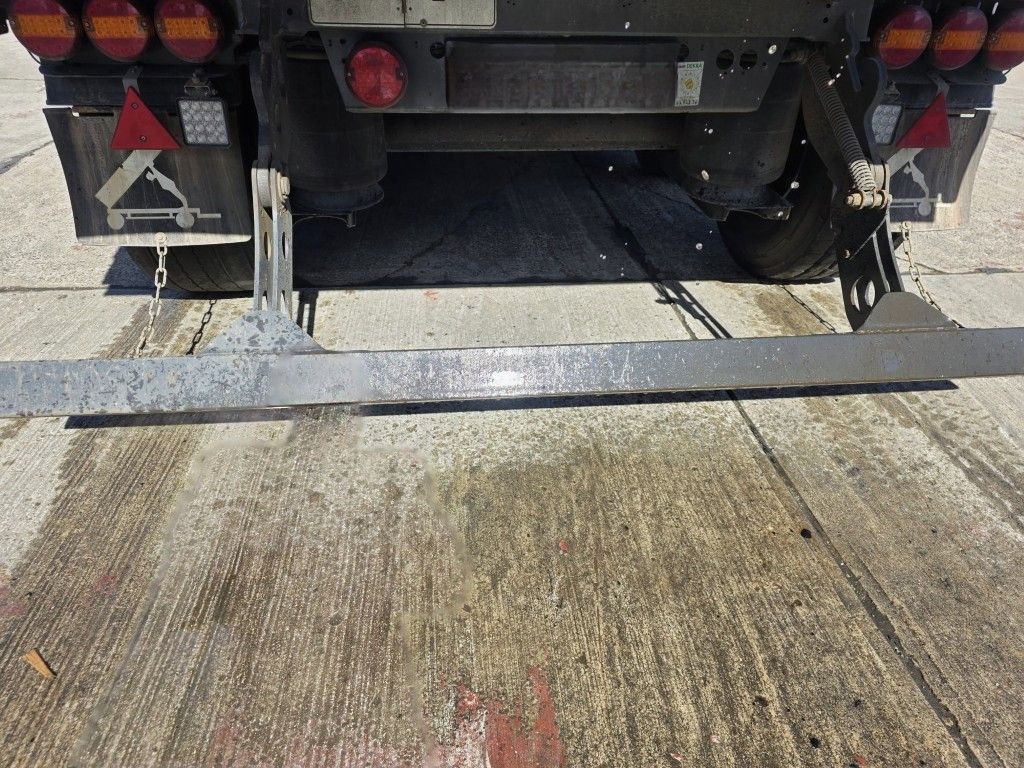 Fahrzeugabbildung Langendorf 53,5 cbm Stahl-/Stahlkipper, Lift, Kornschieber