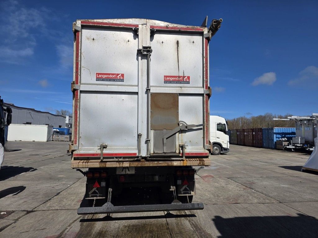 Fahrzeugabbildung Langendorf 53,5 cbm Stahl-/Stahlkipper, Lift, Kornschieber