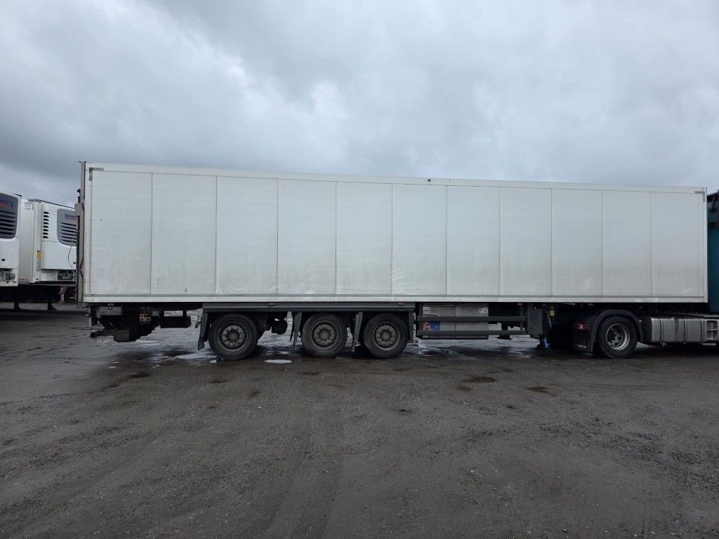 Fahrzeugabbildung Schmitz Cargobull Tiefkühler, 3 Kammern, Lift, LBW, SCB*S3B