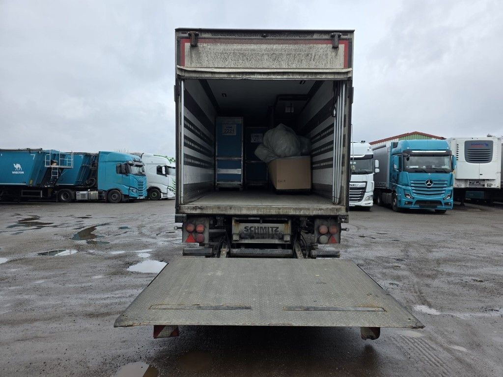 Fahrzeugabbildung Schmitz Cargobull Tiefkühler, 3 Kammern, Lift, LBW, SCB*S3B