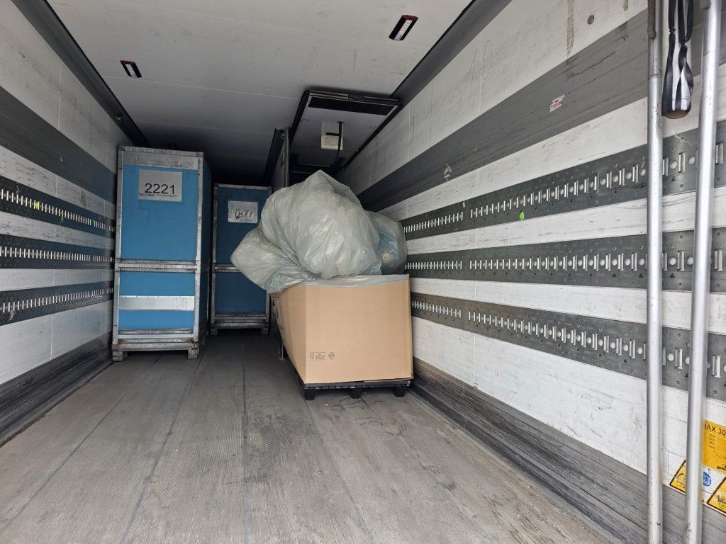 Fahrzeugabbildung Schmitz Cargobull Tiefkühler, 3 Kammern, Lift, LBW, SCB*S3B