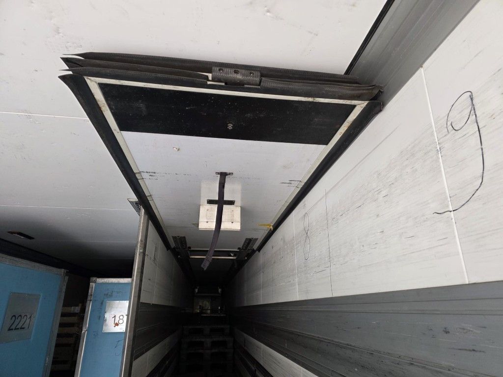 Fahrzeugabbildung Schmitz Cargobull Tiefkühler, 3 Kammern, Lift, LBW, SCB*S3B