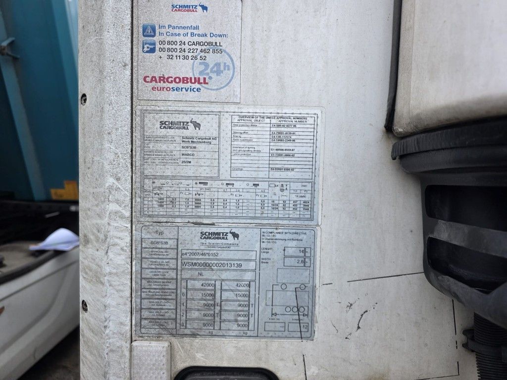 Fahrzeugabbildung Schmitz Cargobull Tiefkühler, 3 Kammern, Lift, LBW, SCB*S3B
