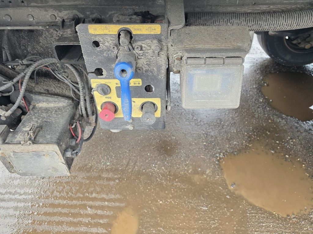 Fahrzeugabbildung Schmitz Cargobull Tiefkühler, 3 Kammern, Lift, LBW, SCB*S3B