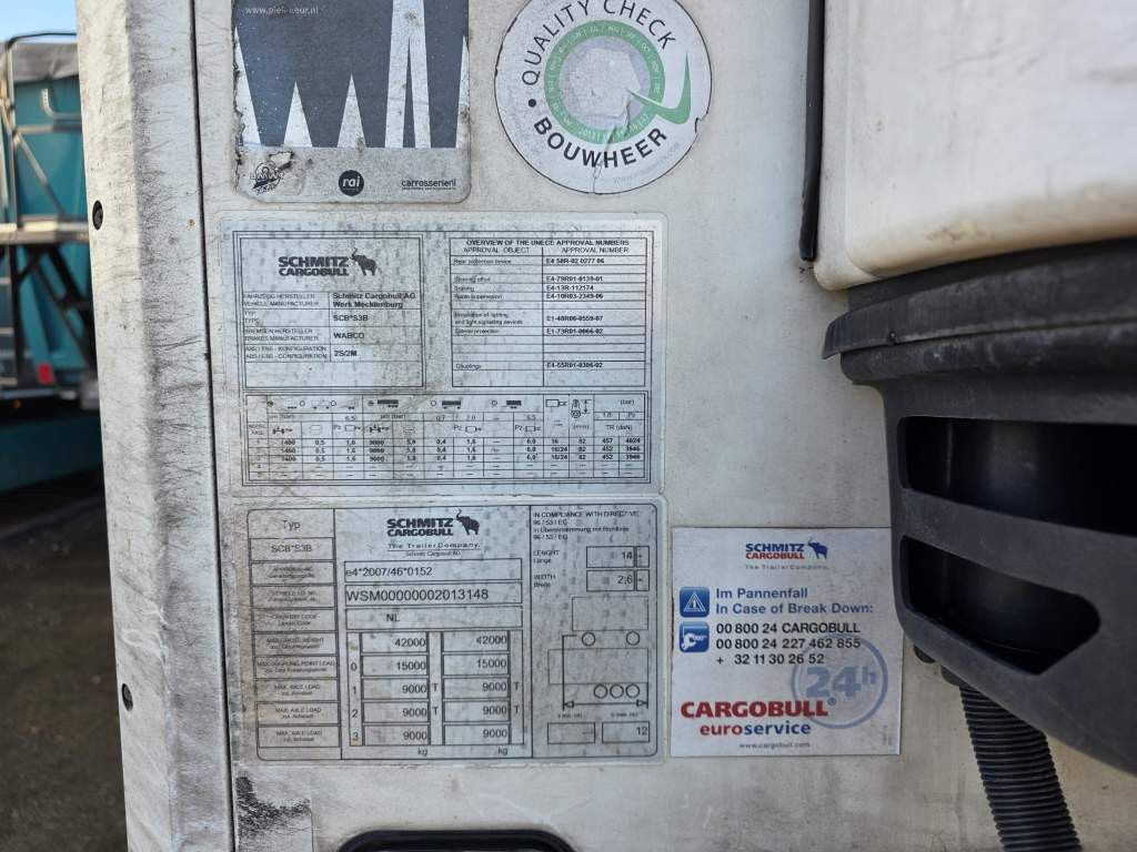 Fahrzeugabbildung Schmitz Cargobull Carrier 1950 MT,3 Kammern mit Tor,Ladebordw.3 To