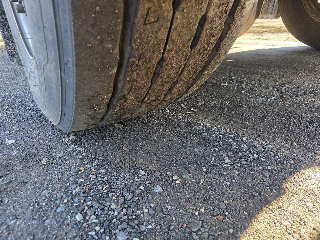 Fahrzeugabbildung Schmitz Cargobull Carrier 1950 MT,3 Kammern mit Tor,Ladebordw.3 To