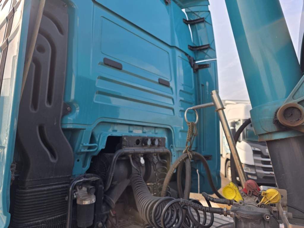 Fahrzeugabbildung MAN 18.470 TGX XXL, Kompressor+2 Kreishydraulik,Reta