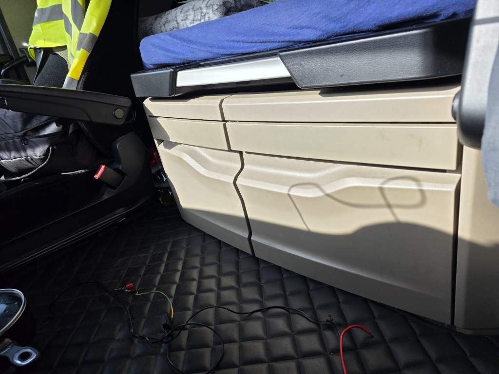 Fahrzeugabbildung MAN 18.470 TGX XXL, Kompressor+2 Kreishydraulik,Reta