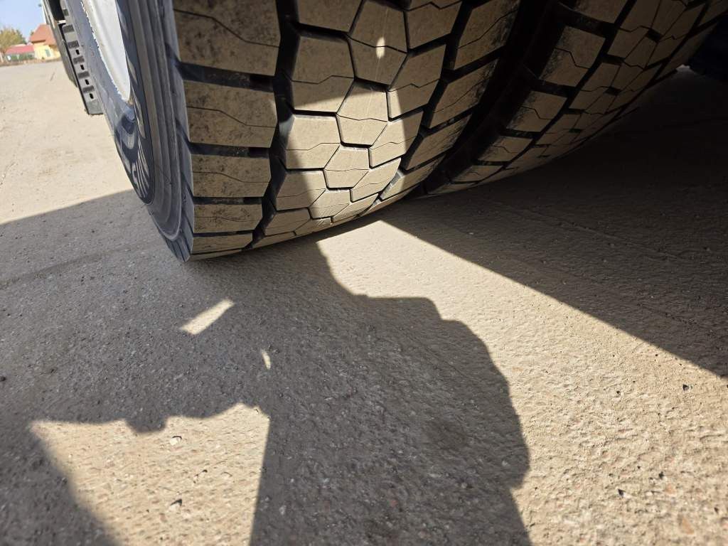 Fahrzeugabbildung MAN 18.470 TGX XXL, Kompressor+2 Kreishydraulik,Reta