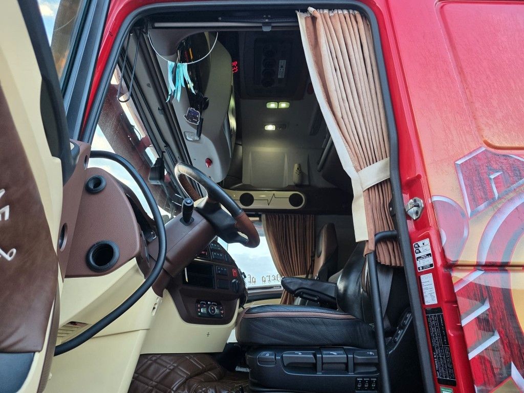Fahrzeugabbildung DAF XF 530 SSC LL ZF Intarder, Leder, Standklima