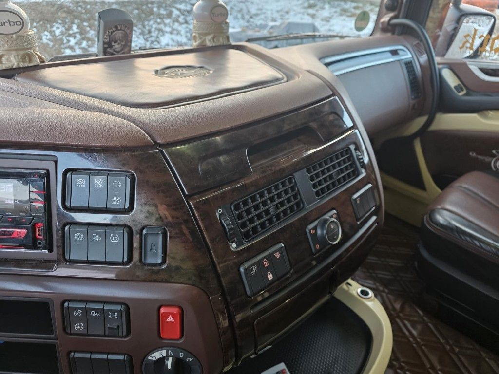 Fahrzeugabbildung DAF XF 530 SSC LL ZF Intarder, Leder, Standklima