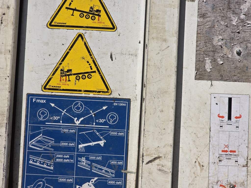 Fahrzeugabbildung Krone Coiler Gadine, Edscha, Lift, BPW Trommel