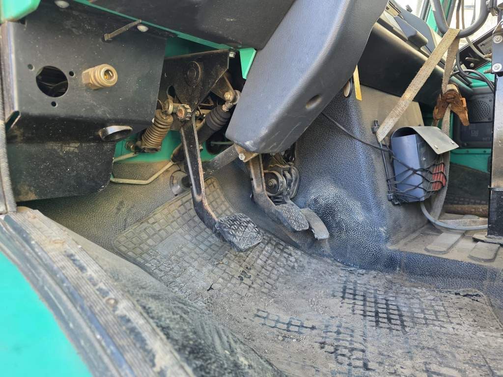 Fahrzeugabbildung Unimog U5000 4x4 Chassis, Standklima, 4374/45