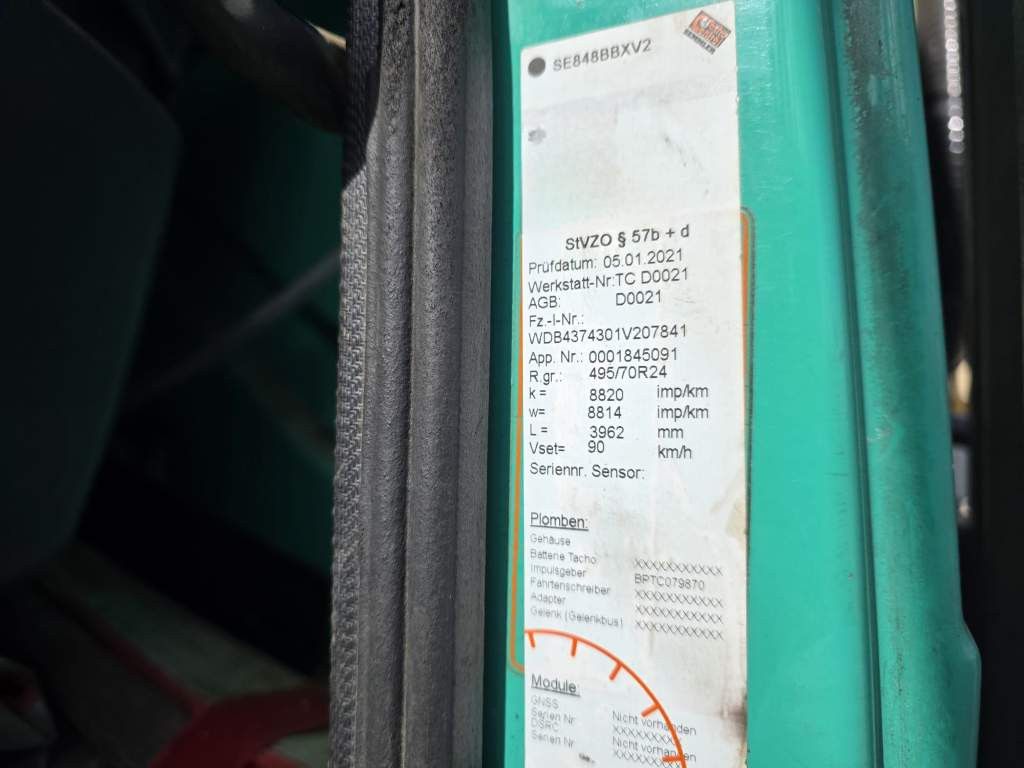 Fahrzeugabbildung Unimog U5000 4x4 Chassis, Standklima, 4374/45