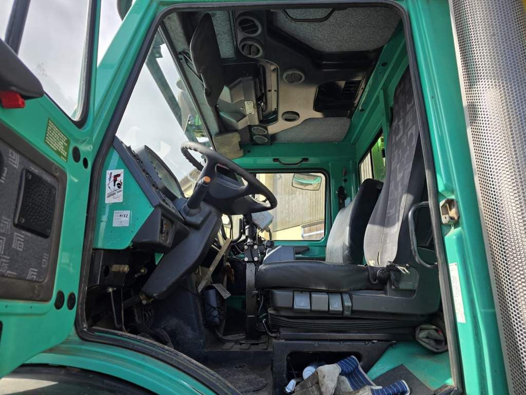 Fahrzeugabbildung Unimog U5000 4x4 Chassis, Standklima, 4374/45