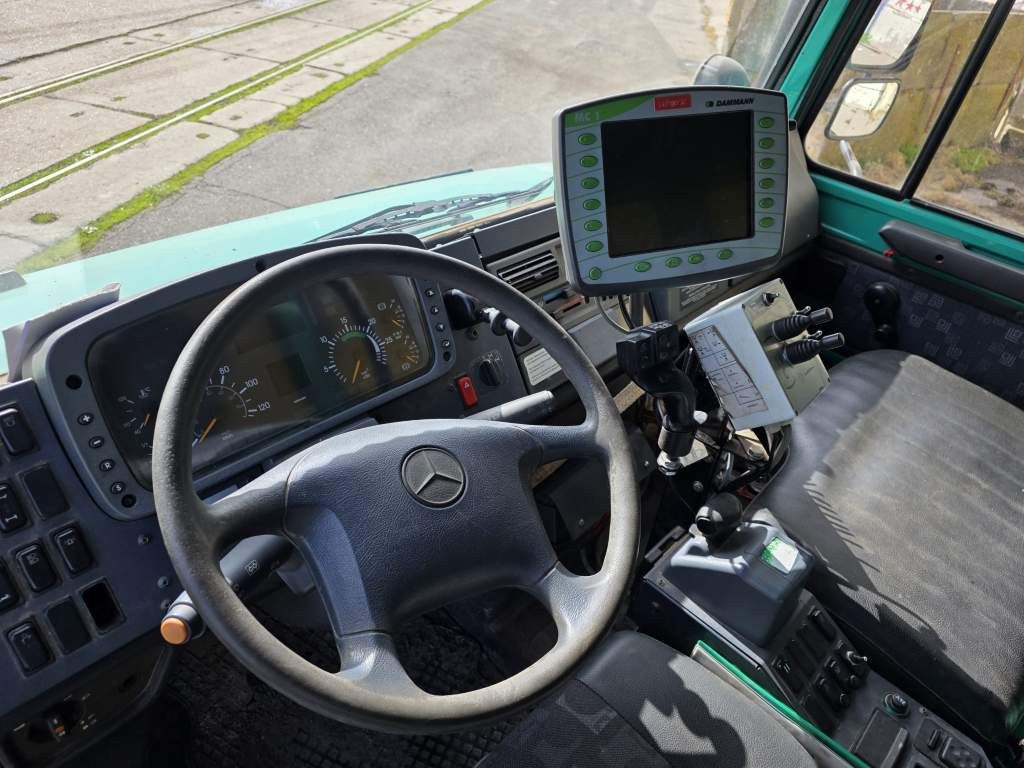 Fahrzeugabbildung Unimog U5000 4x4 Chassis, Standklima, 4374/45