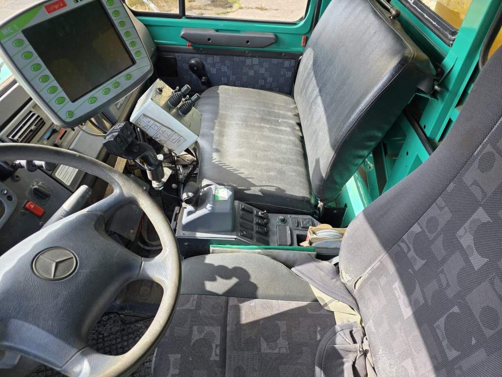 Fahrzeugabbildung Unimog U5000 4x4 Chassis, Standklima, 4374/45