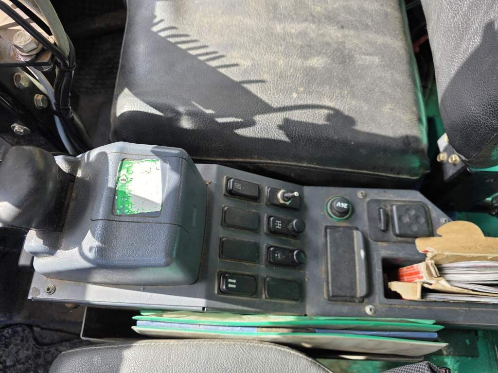 Fahrzeugabbildung Unimog U5000 4x4 Chassis, Standklima, 4374/45