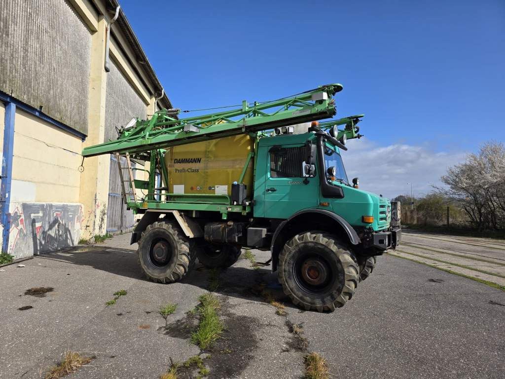 Fahrzeugabbildung Unimog U5000 4x4 Chassis, Standklima, 4374/45