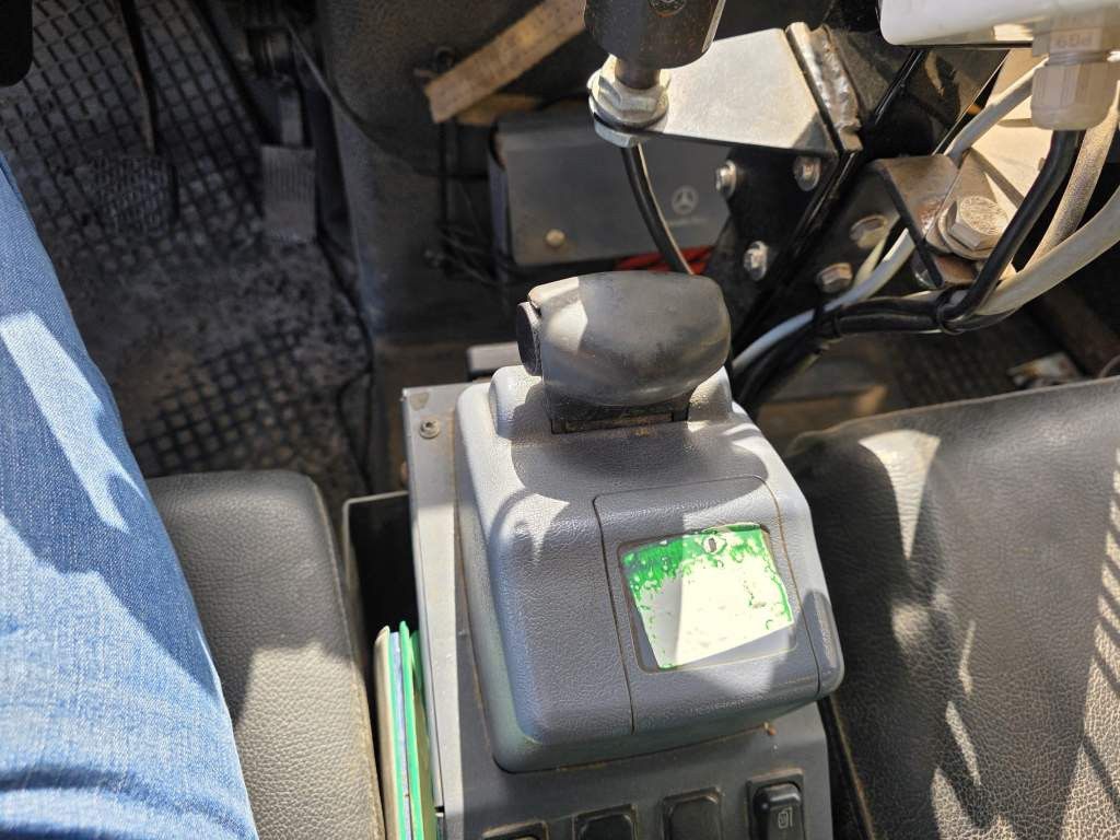 Fahrzeugabbildung Unimog U5000 4x4 Chassis, Standklima, 4374/45