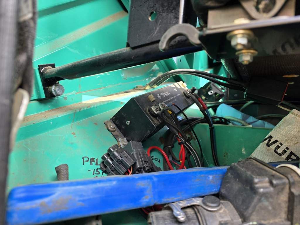 Fahrzeugabbildung Unimog U5000 4x4 Chassis, Standklima, 4374/45