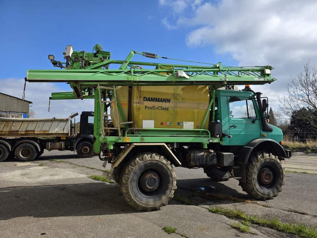 Fahrzeugabbildung Unimog U5000 4x4 Chassis, Standklima, 4374/45