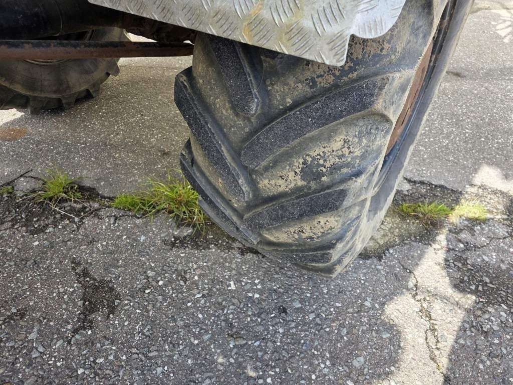 Fahrzeugabbildung Unimog U5000 4x4 Chassis, Standklima, 4374/45