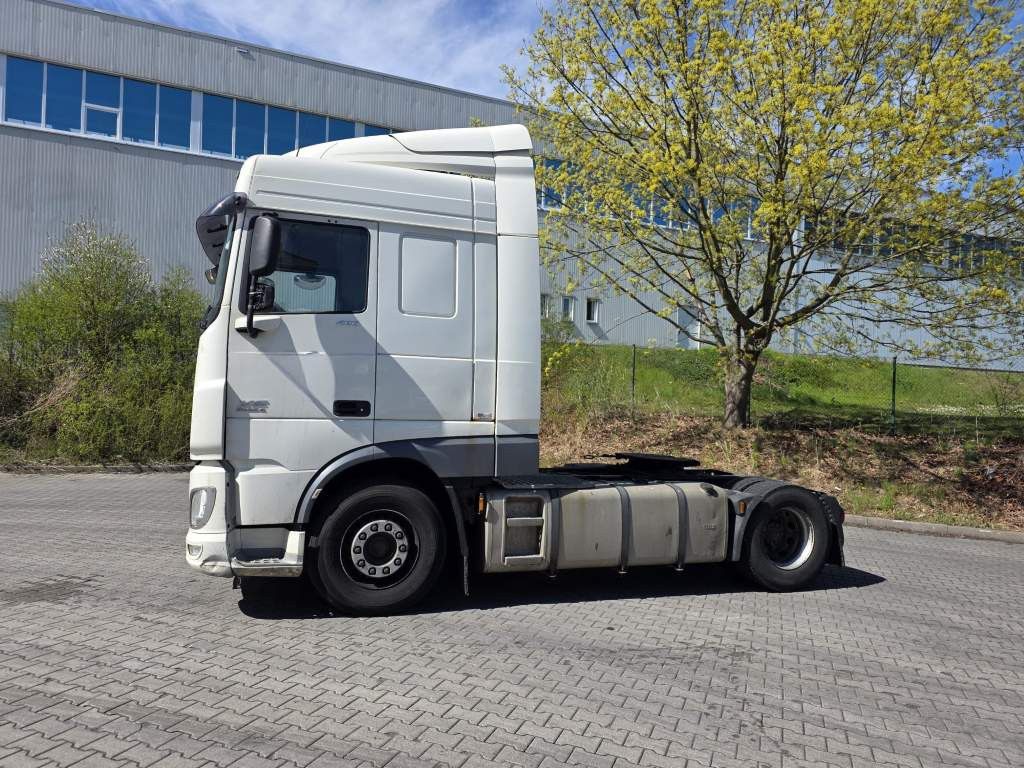 Fahrzeugabbildung DAF XF 460 SC Stand, ZF Intarder,keine Fehlermeldung