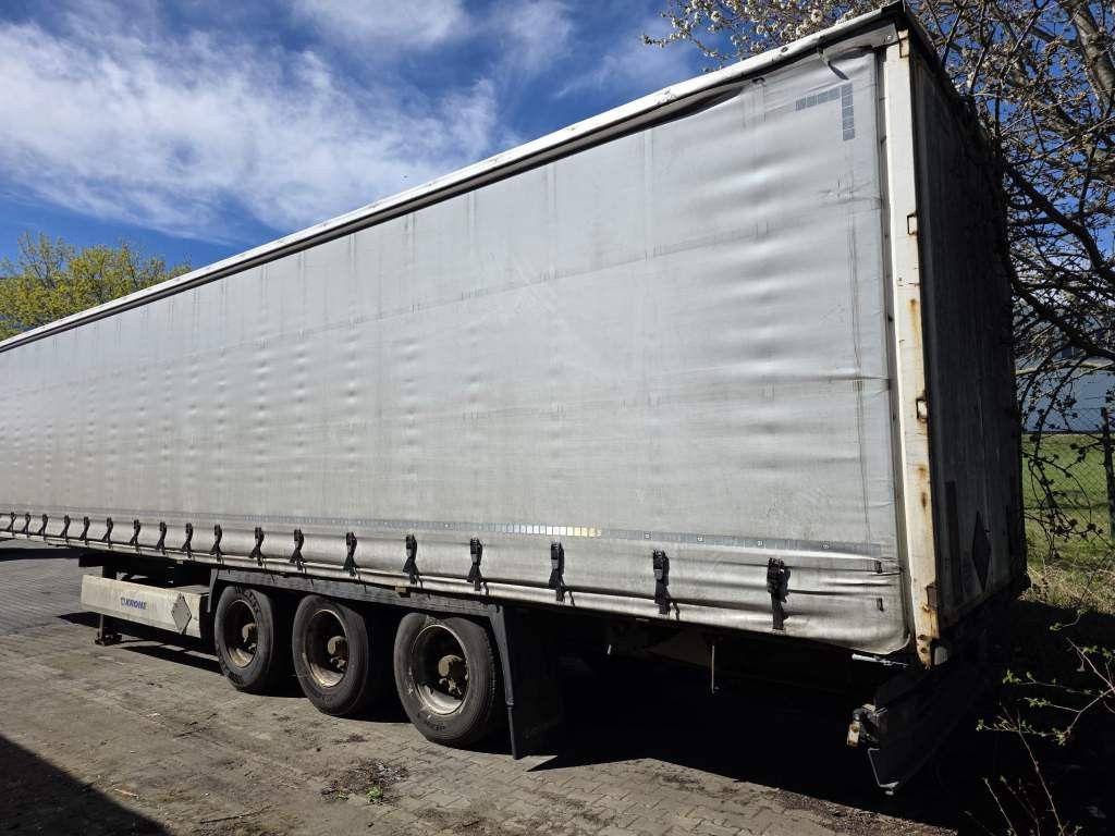 Fahrzeugabbildung DAF XF 460 Standard + Krone Gardine Coiler Standard