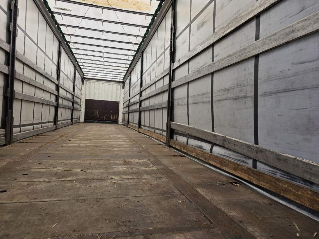 Fahrzeugabbildung DAF XF 460 Standard + Krone Gardine Coiler Standard