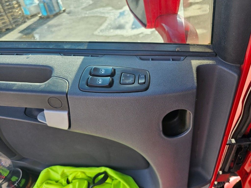 Fahrzeugabbildung Scania G410 Volumen, Edscha, Hubdach+Tandemhänger