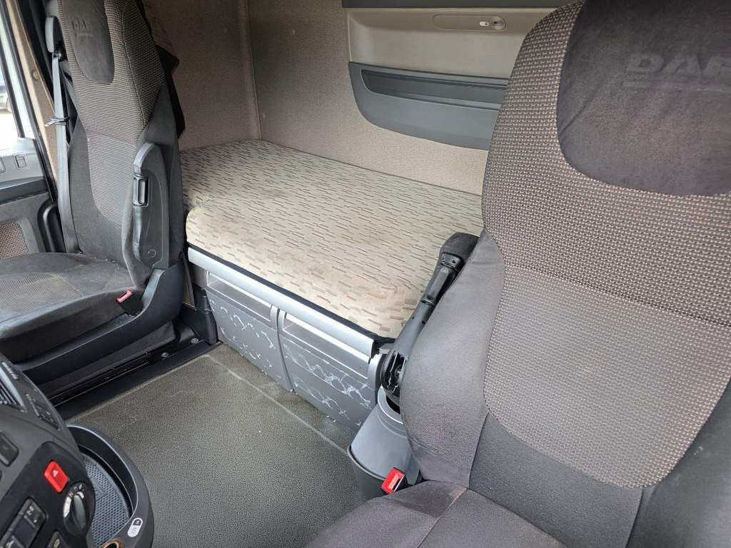 Fahrzeugabbildung DAF XF 460 SSC LL Standklima, Euro 6