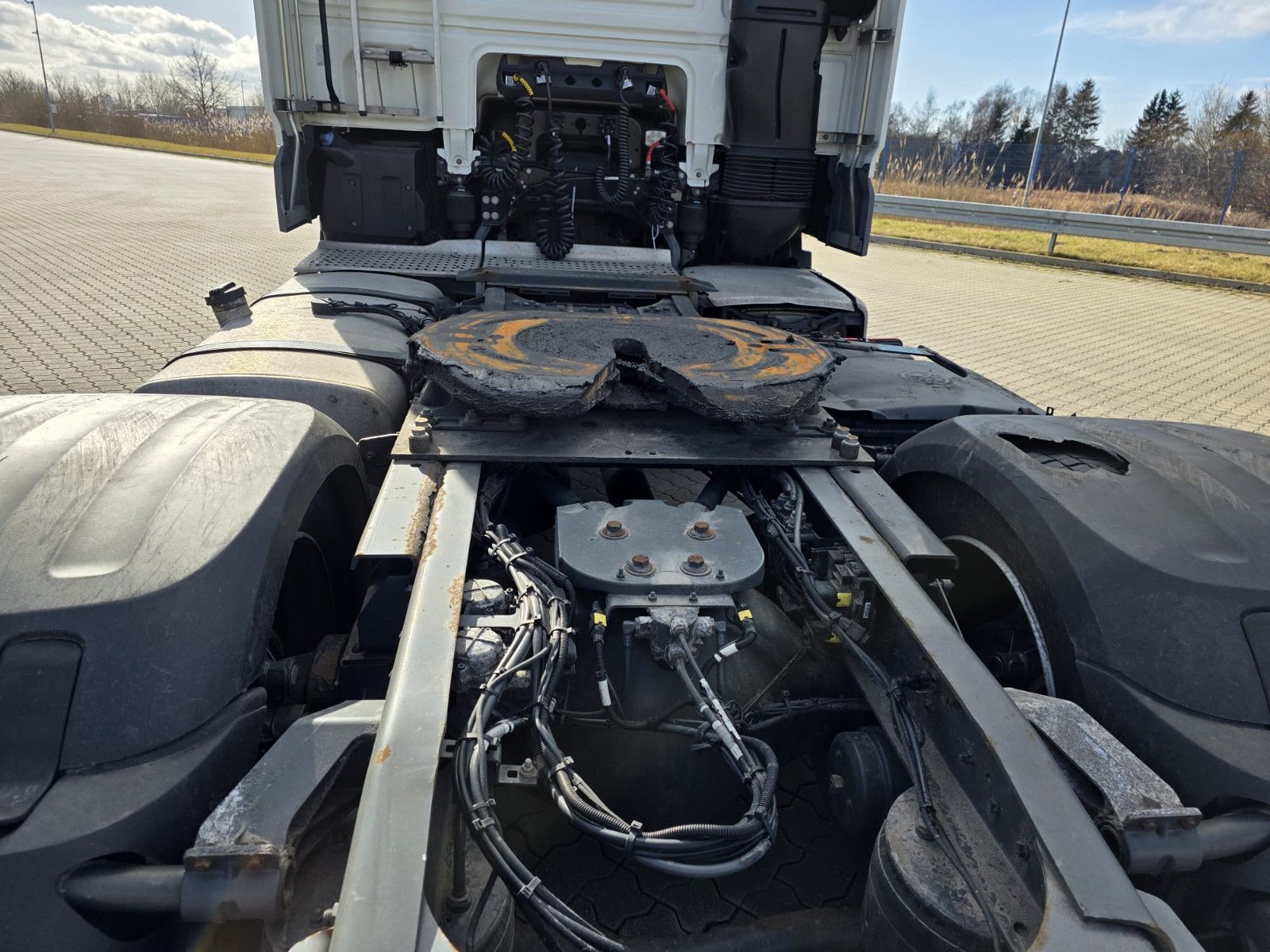 Fahrzeugabbildung DAF XF 450 LL SSC, Standklima, Feuerlöschkästen