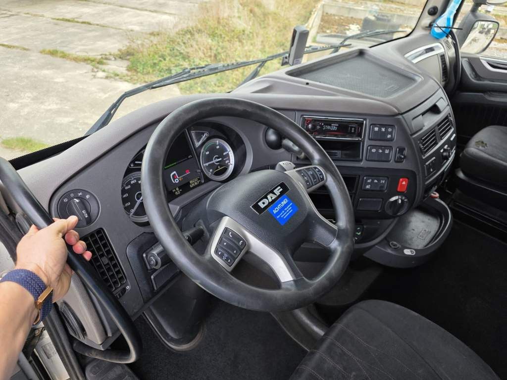 Fahrzeugabbildung DAF XF 450 LL SSC, Standklima, Feuerlöschkästen