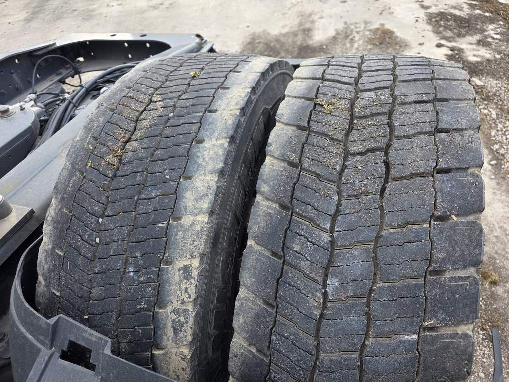 Fahrzeugabbildung DAF XF 450 LL SSC, Standklima, Feuerlöschkästen