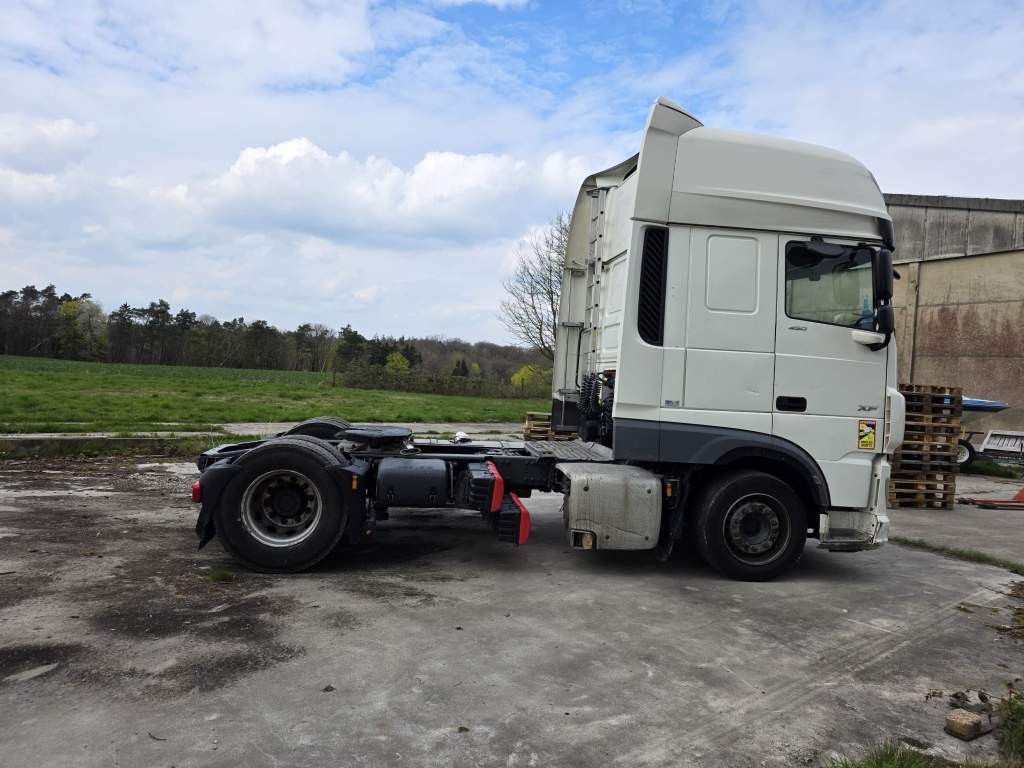 Fahrzeugabbildung DAF XF 450 LL SSC, Standklima, Feuerlöschkästen
