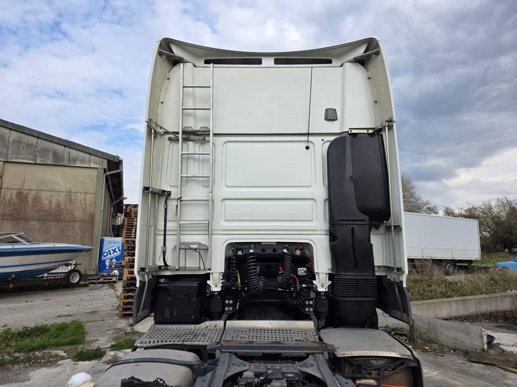 Fahrzeugabbildung DAF XF 450 LL SSC, Standklima, Feuerlöschkästen