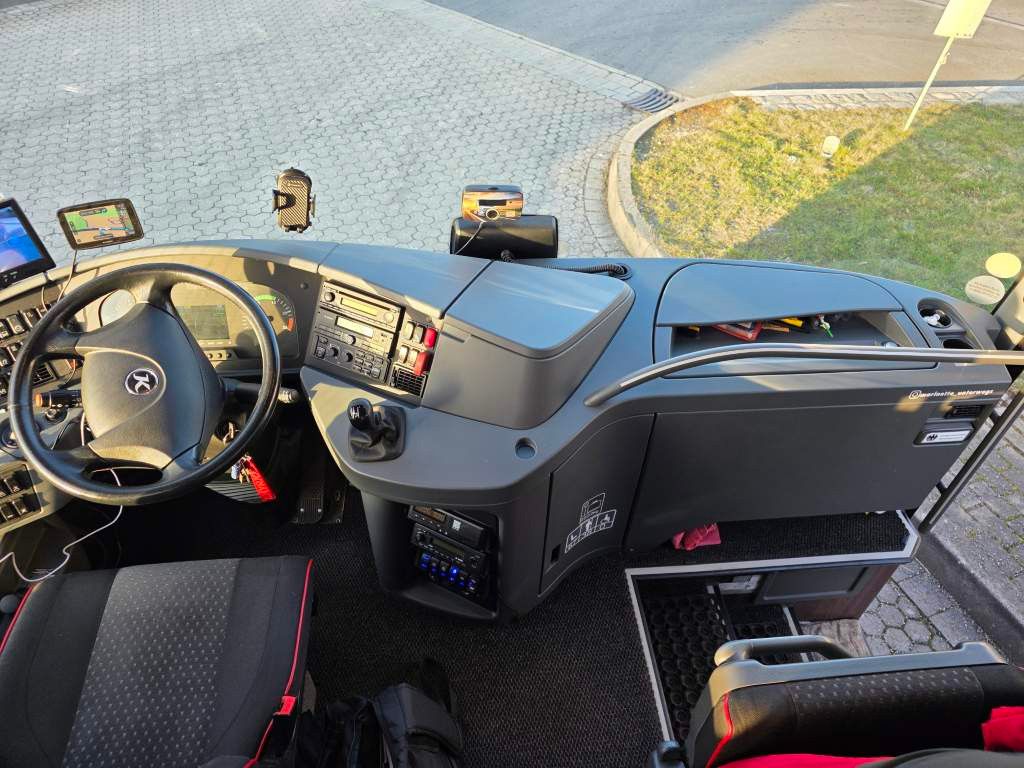 Fahrzeugabbildung Setra S419 UL Reisebus/Überlandbus, 69+2+1,ZF Inatrder