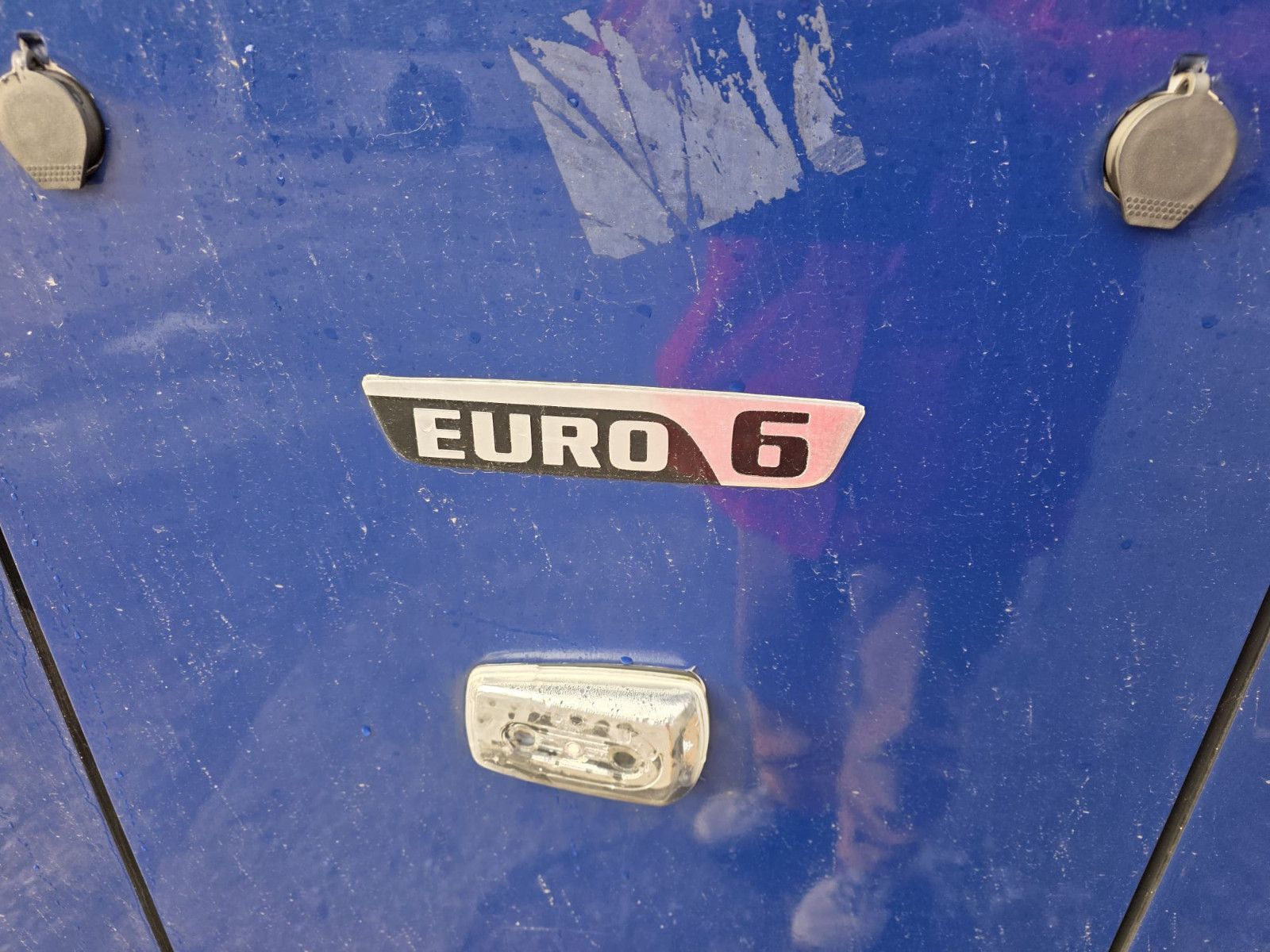 Fahrzeugabbildung Neoplan Skyliner,81+1+1,Hochdruckkühler neu  ZF Intarder