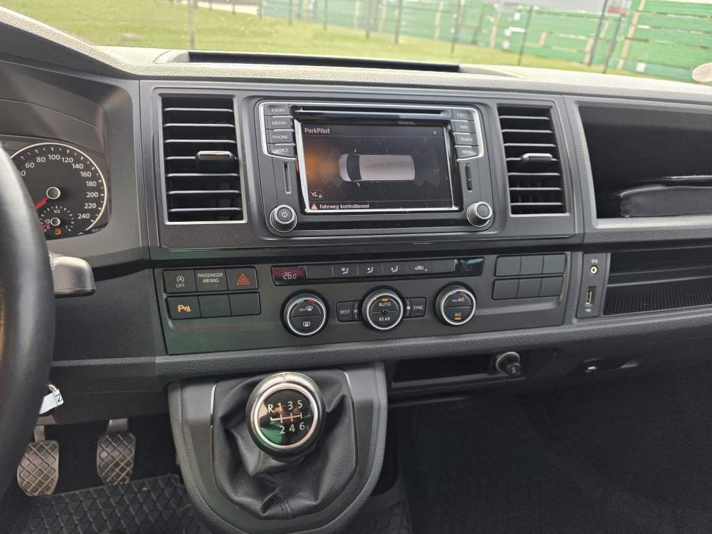 Fahrzeugabbildung Volkswagen T6 Caravelle,9 Sitzer,langer Radts.,Mwst. auswb.