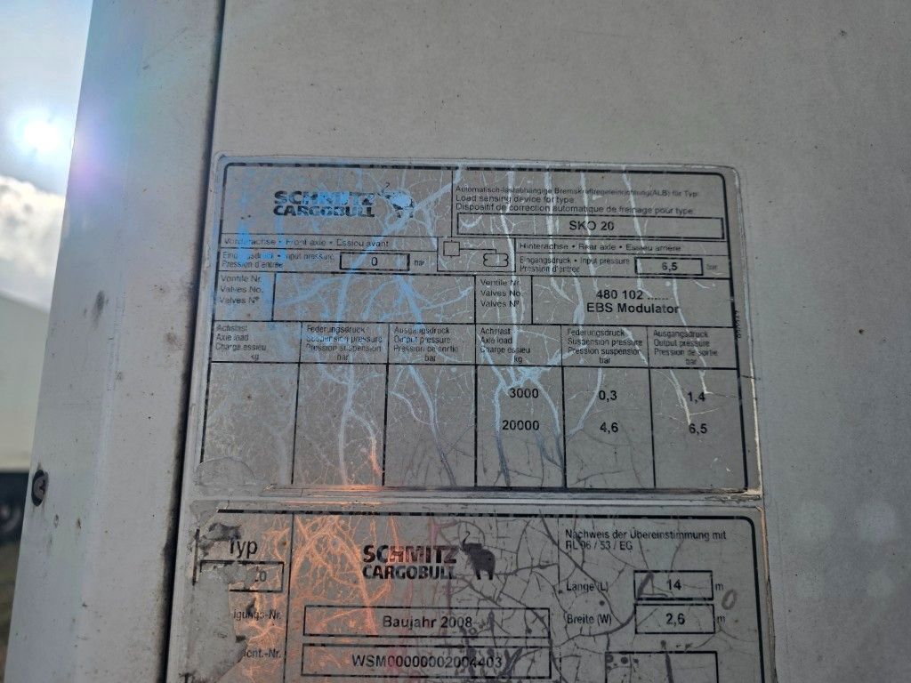 Fahrzeugabbildung Schmitz Cargobull City Tiefkühler, 2. Achs drehbar, 3 to Ladebordw