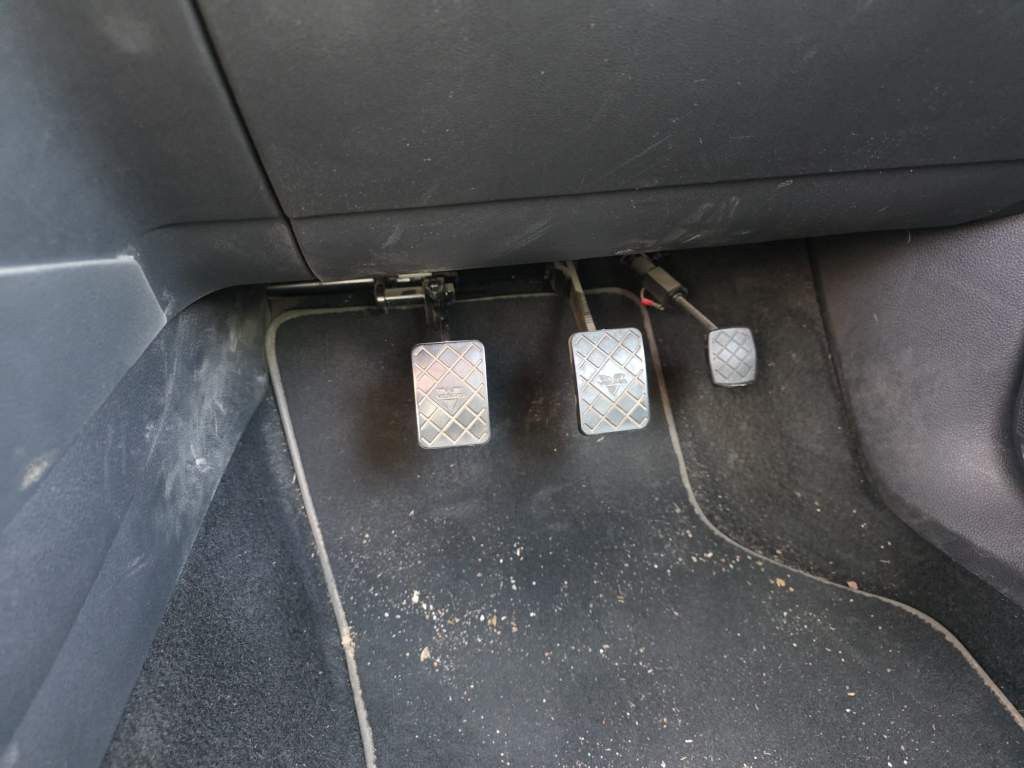 Fahrzeugabbildung Volkswagen Golf 1.6 TDI SCR IQ.DRIVE Variant,Fahrschulwagen