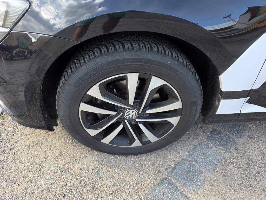 Fahrzeugabbildung Volkswagen Golf 1.6 TDI SCR IQ.DRIVE Variant,Fahrschulwagen