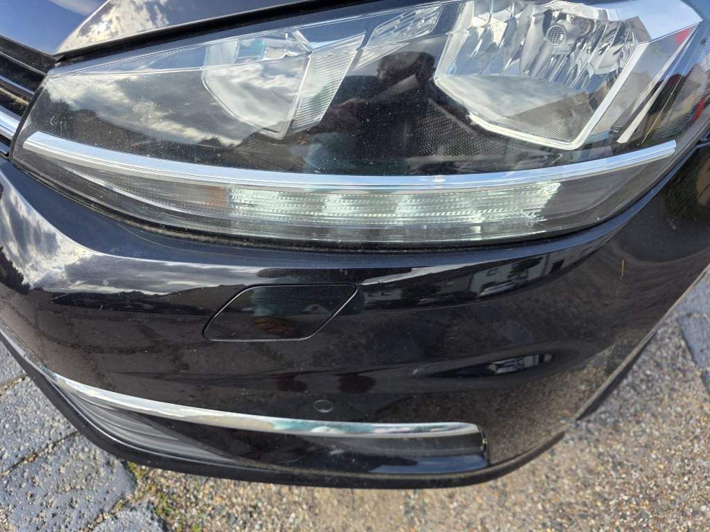 Fahrzeugabbildung Volkswagen Golf 1.6 TDI SCR IQ.DRIVE Variant,Fahrschulwagen